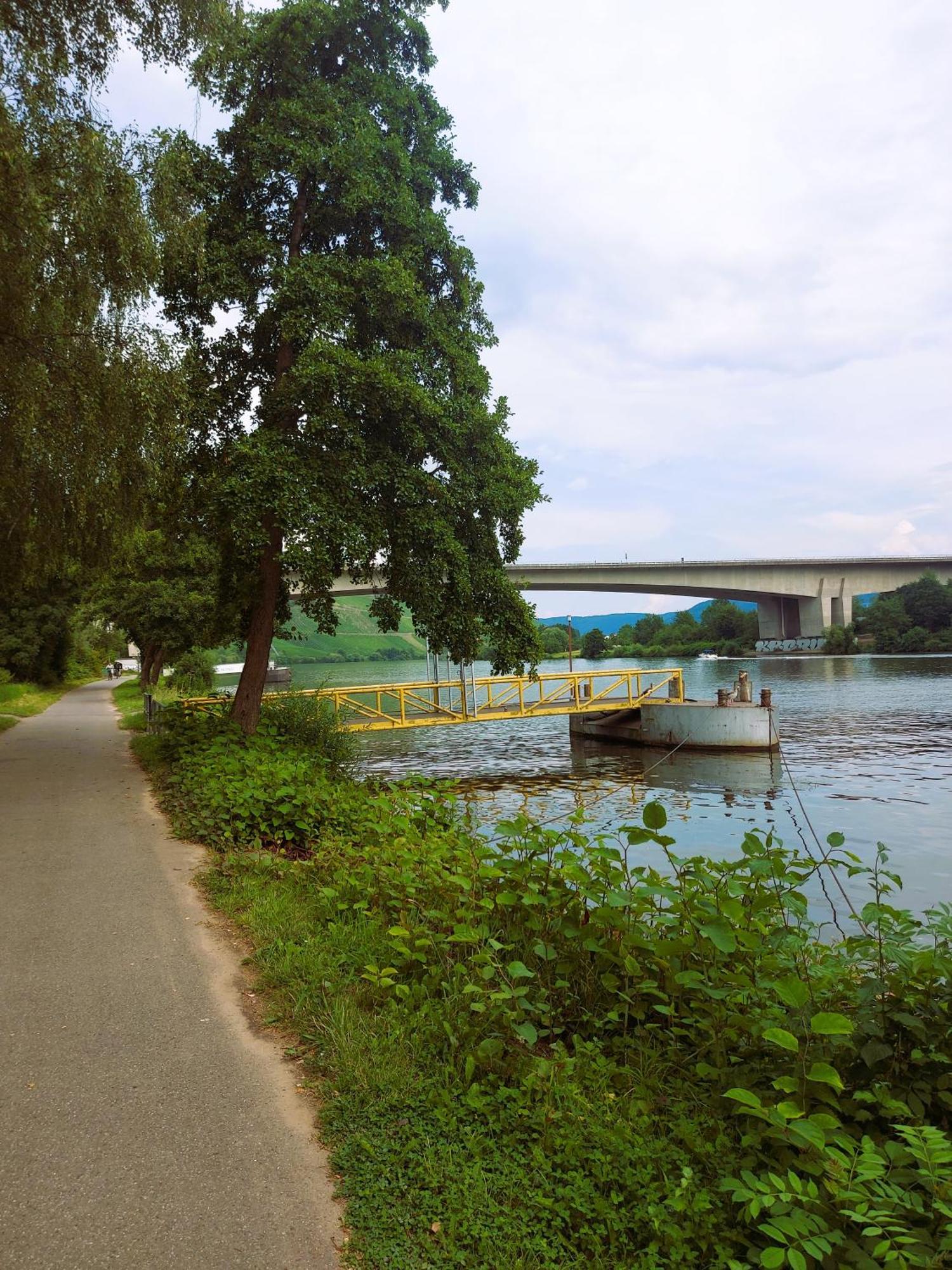 Hotel Zur Moselbruecke Schweich Zewnętrze zdjęcie