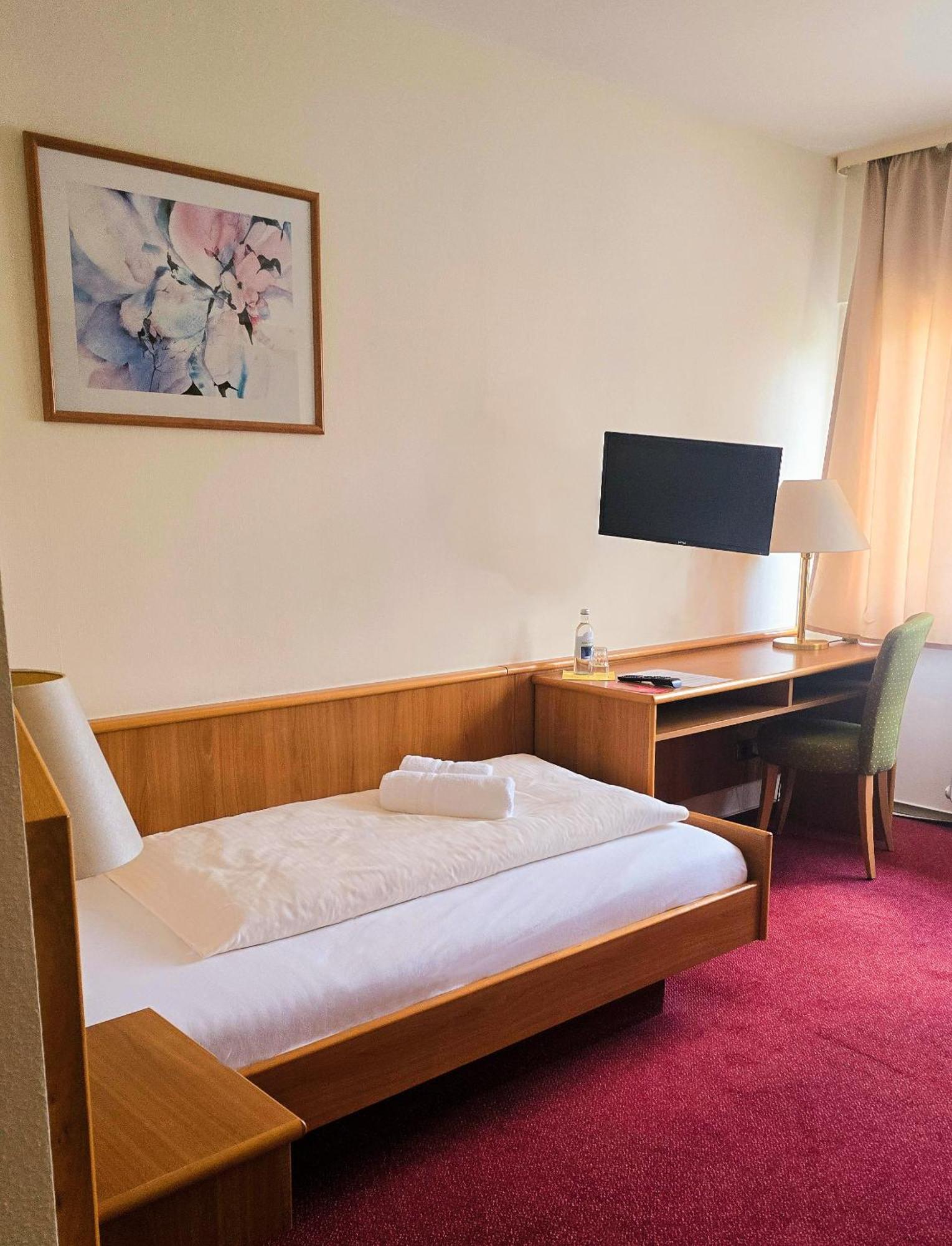 Hotel Zur Moselbruecke Schweich Zewnętrze zdjęcie